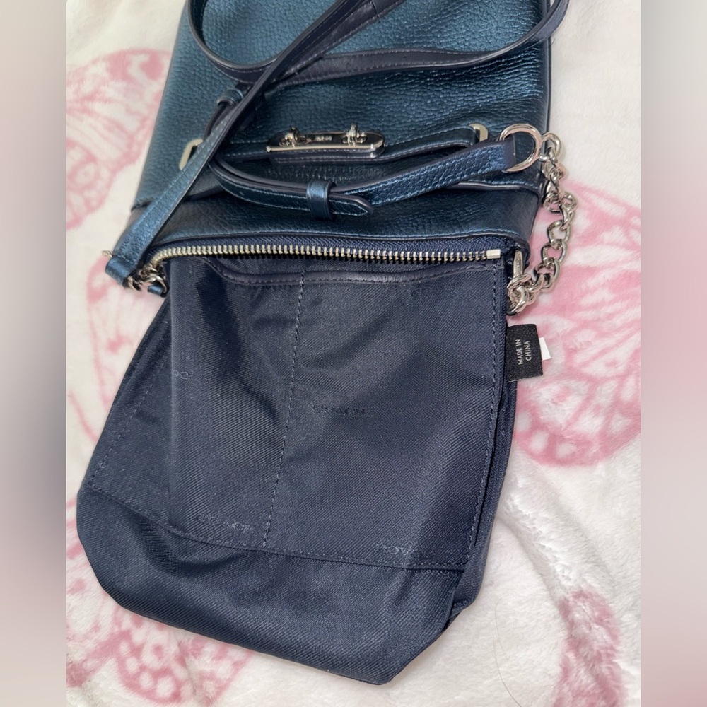 COACH Swingpack Metallic Blue Pebble Leather CrossBody Bag EUC - Picture 12 of 14